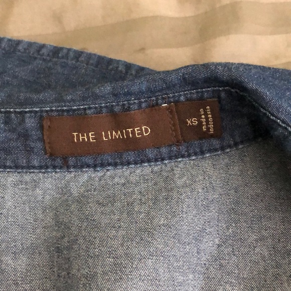 The limited light Jean shirt! - Picture 4 of 5